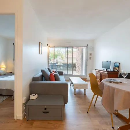 Апартаменты Plein Soleil-5 By Interhome *
