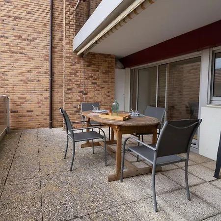 Апартаменты Plein Soleil-5 By Interhome